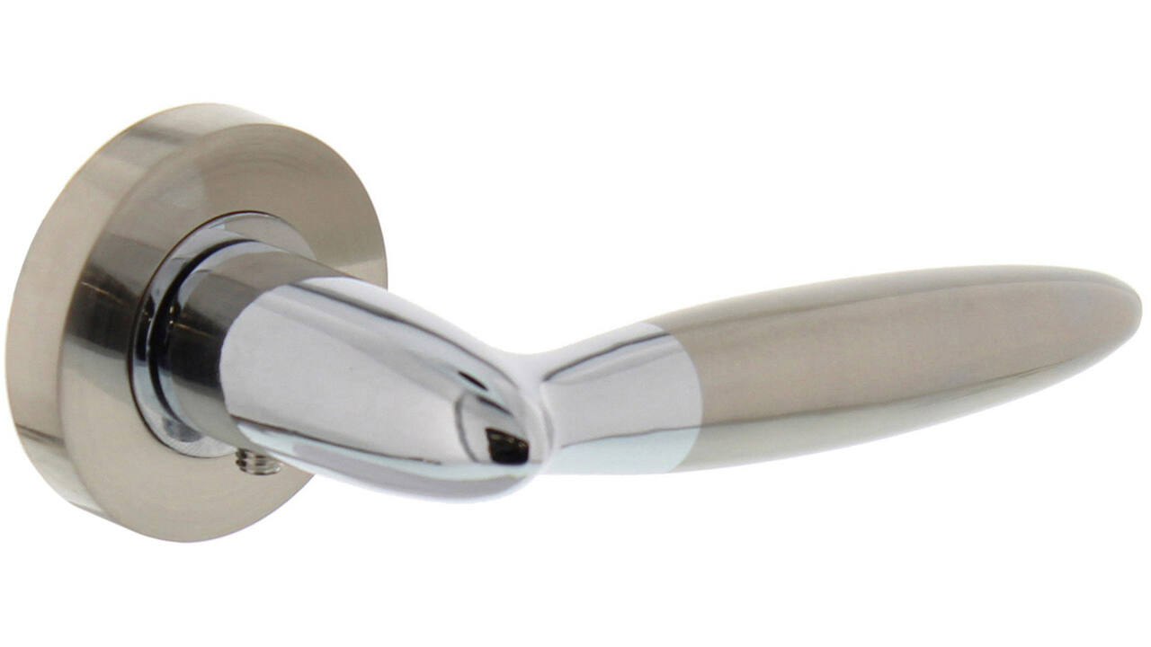 Deurkruk Elen op rozet verdekt ø52x10mm met nokken chroom/nikkel mat