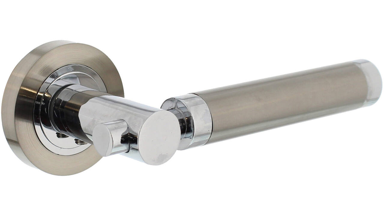 Gatdeel rechts Birgit op rozet verdekt ø52x10mm met nokken chroom/nikkel mat