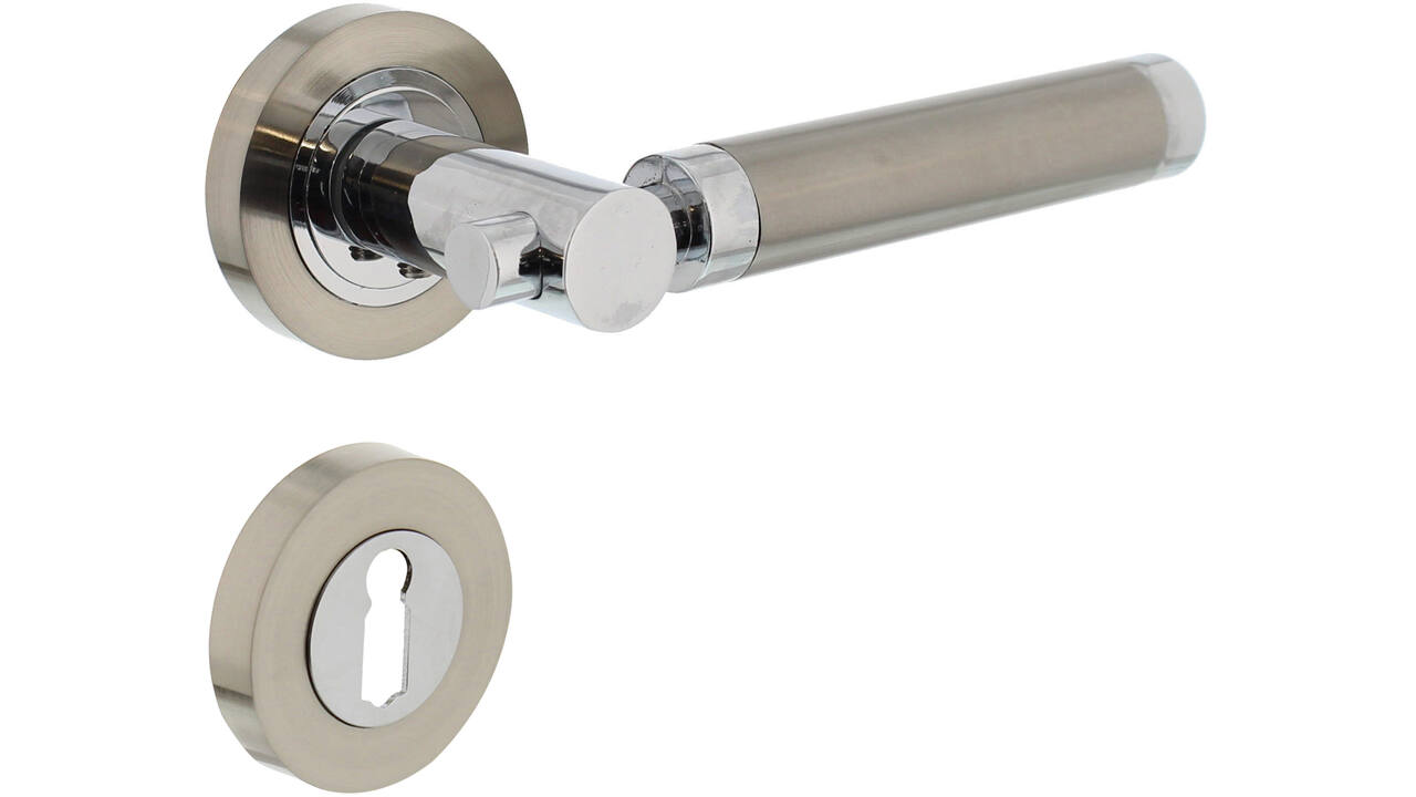 Deurkruk Birgit op rozet verdekt ø52x10mm met nokken en sleutelrozetten chroom/nikkel mat