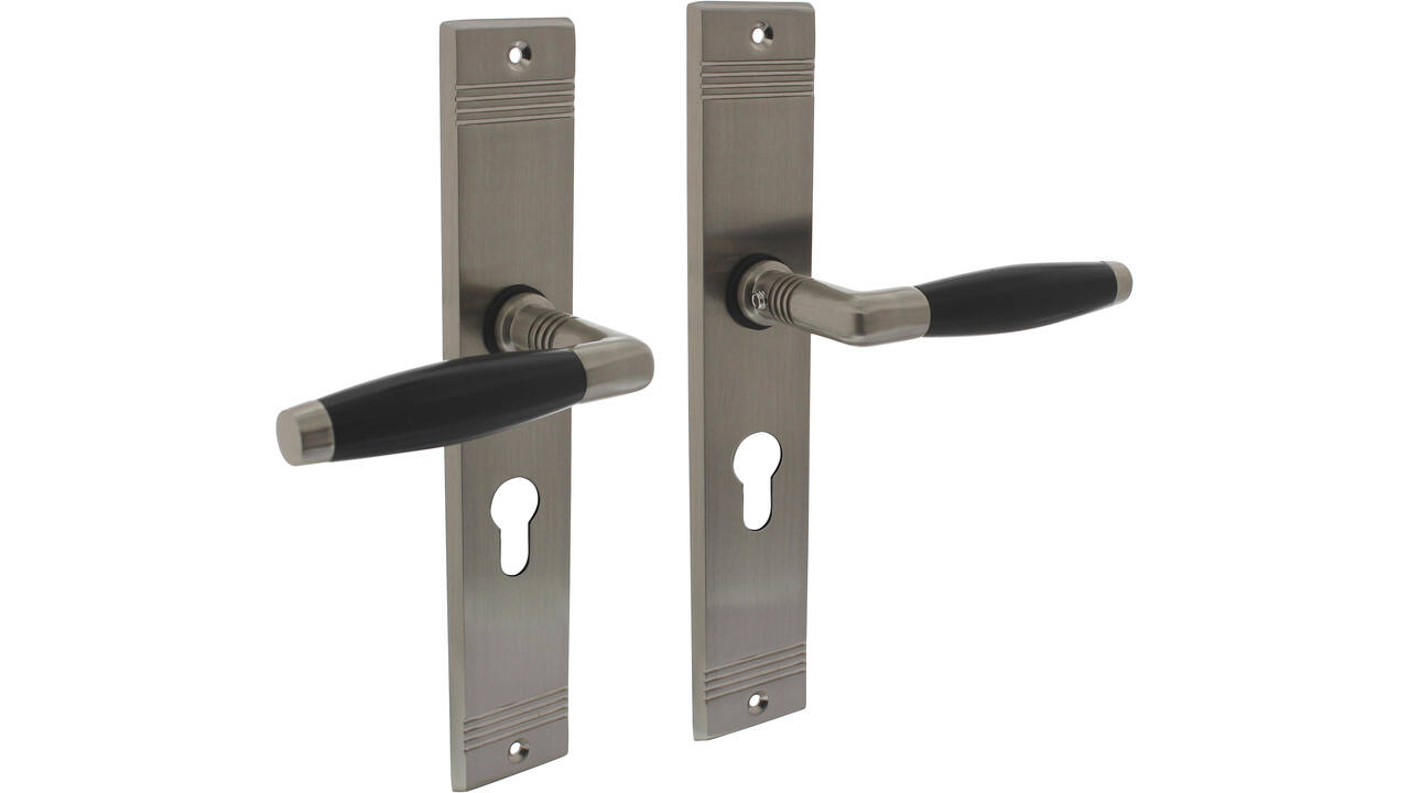 Deurkruk Ton basic met schild rechthoekig met rillen 235x43mm profielcilinder 55mm nikkel mat/zwart