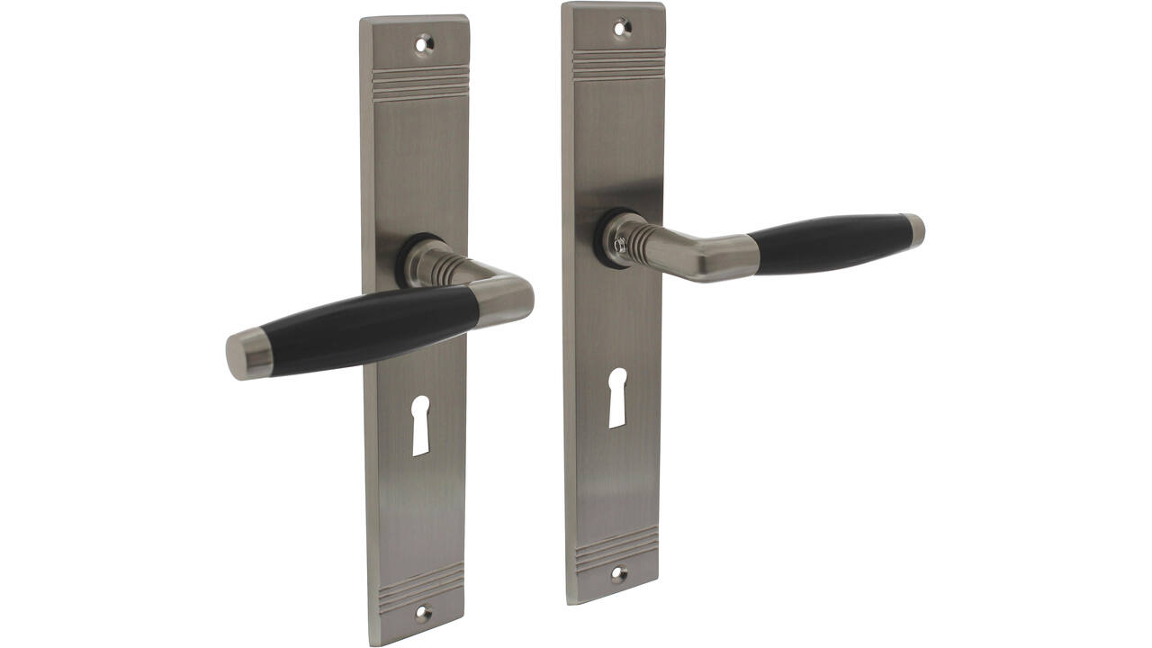Deurkruk Ton basic met schild rechthoekig met rillen 235x43mm profielcilinder 72mm nikkel mat/zwart
