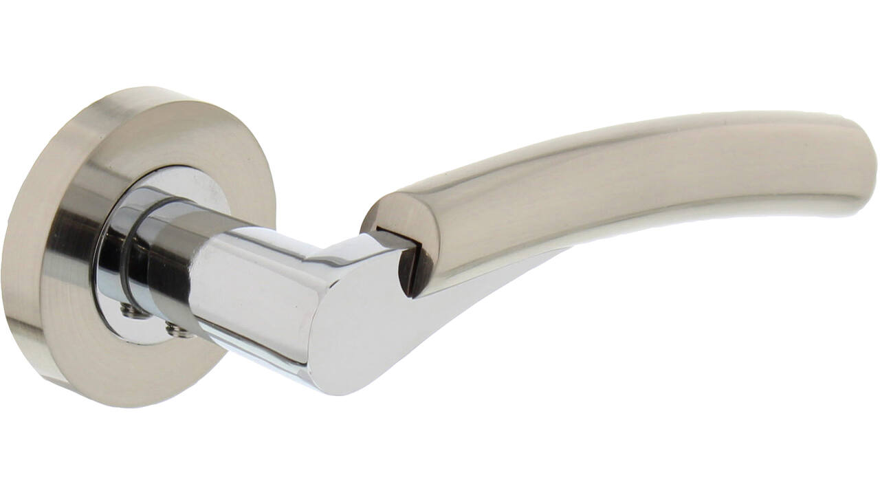 Deurkruk Bryan op rozet verdekt ø52x10mm met nokken chroom/nikkel mat
