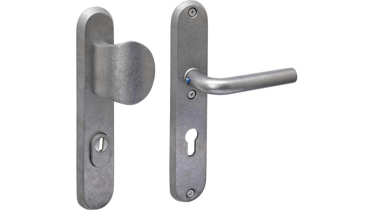 SKG3 veiligheidsbeslag ovaal 250x50mm greep/kruk Luzern met veerconstructie profielcilindergat 72mm met kerntrekbeveiliging rvs getrommeld
