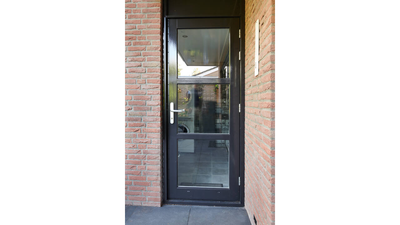 SecuStrip Plus buitendraaiend 21-27mm 2300mm zwartgrijs