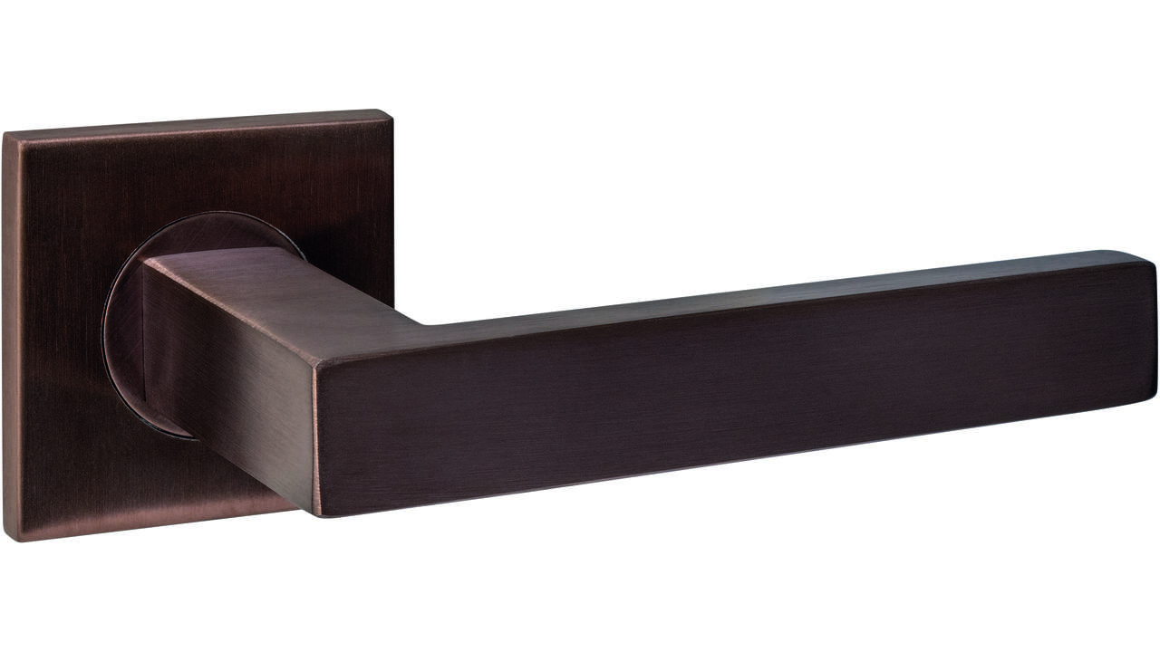 Deurkruk Q 05 op rozet verdekt 53x53x6mm PVD brons
