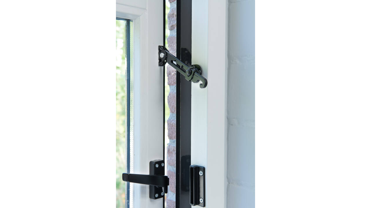 SecuMax Raamuitzetter buitendraaiend Blackline