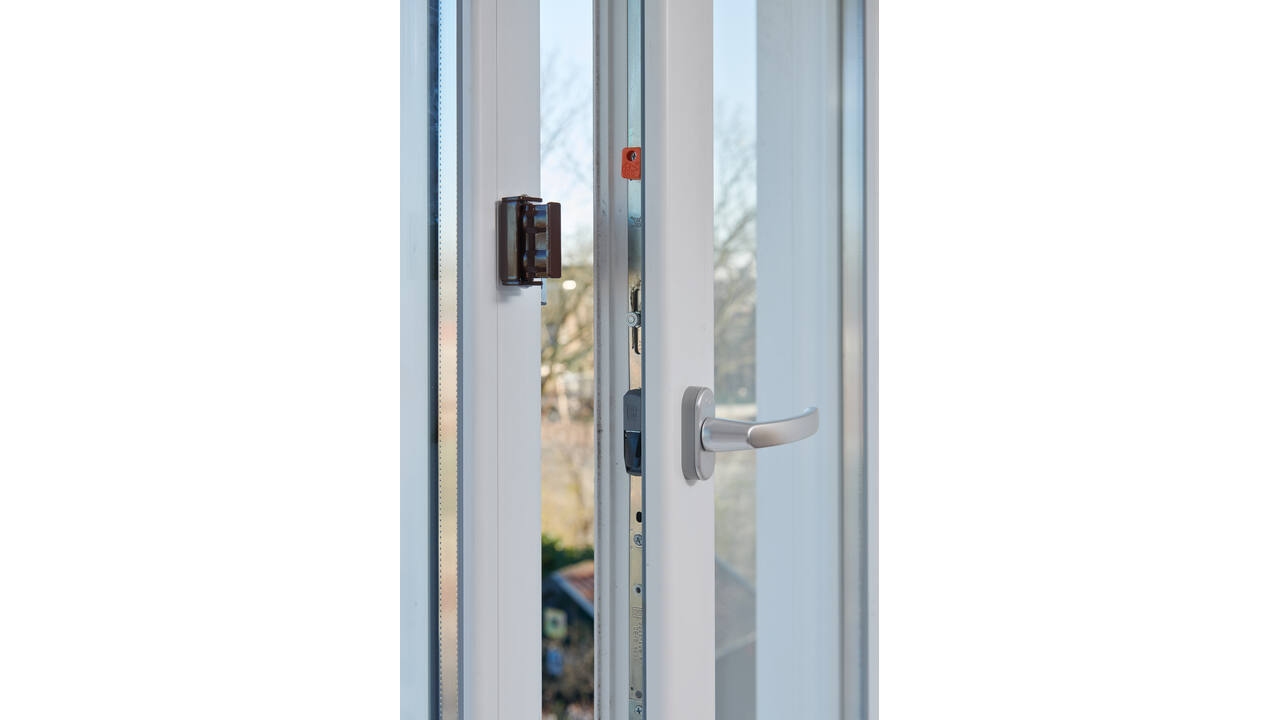 SecuMax Draaikiep raam grendel bruin