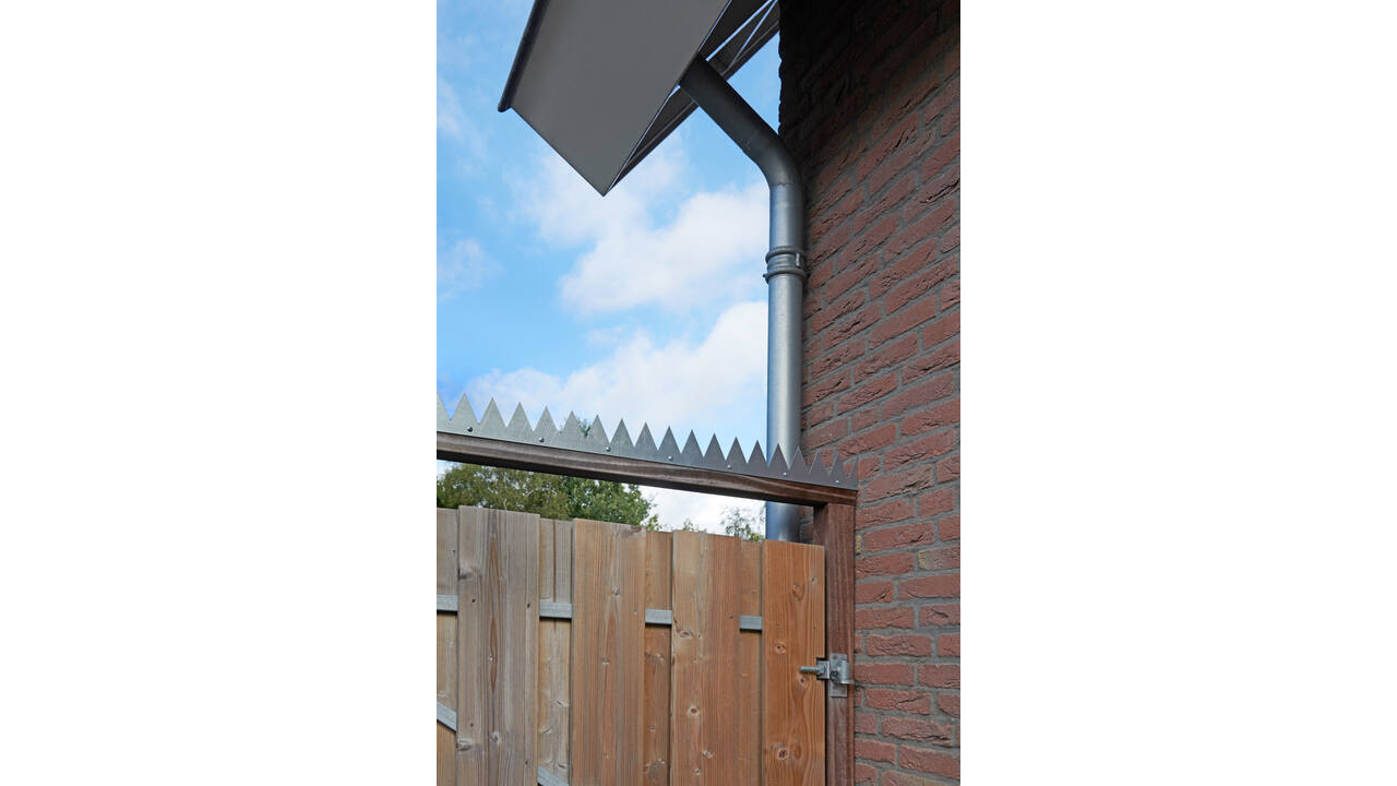 SecuMax Anti-Klimstrip Staal verzinkt, 100cm, vlak (2)