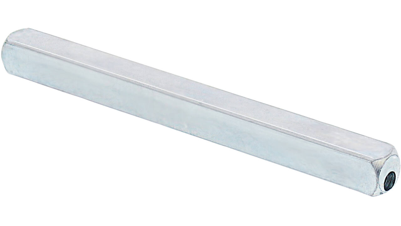 P+E krukstift gegalvaniseerd lengte is 140mm voor 2 gatdeel deurkrukken 8mm te koppelen. Deze stift is geschikt voor deur- en beslagdikte van minimaal 70mm tot maximaal 110mm.