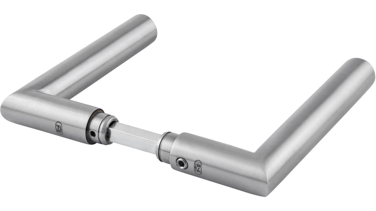 Deurkrukken L- haaks staafmodel roestvast staal mat geborsteld 110x50mm, Ø 18mm, met krukstift 8x84mm geschikt voor deur- en beslagdikte van 40-69mm. Certificeringen: gebruiks klasse 4 EN 1906: 2002-05, geschikt voor toepassing in rook- en brandwerende deuren DIN 18273: 1997-12.