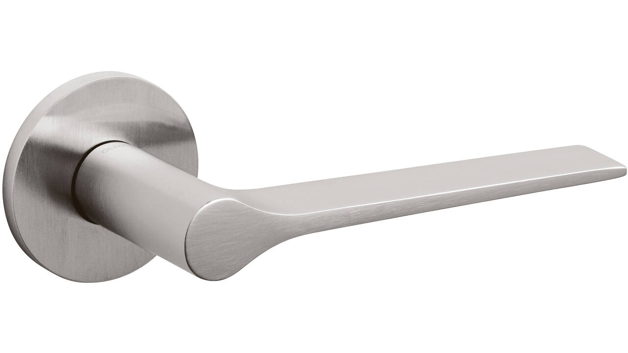 Olivari deurkruk Lama + ronde geveerde rozet 51x5mm met nokken en doorgaande bevestiging RVS mat titaan PVD