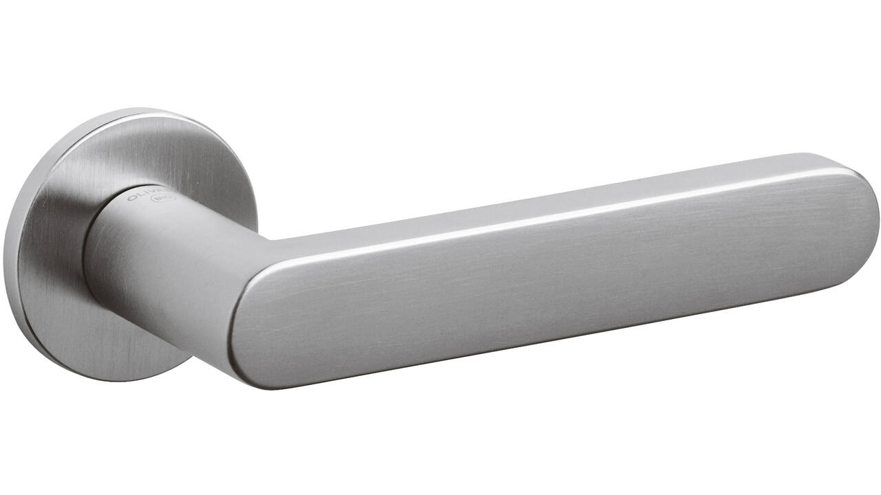 Olivari deurkruk Link + ronde geveerde rozet 51x5mm met nokken en doorgaande bevestiging Chroom mat