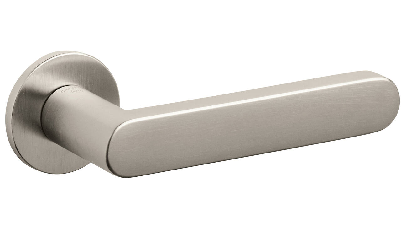 Olivari deurkruk Link + ronde geveerde rozet 51x5mm met nokken en doorgaande bevestiging Nikkel mat titaan PVD