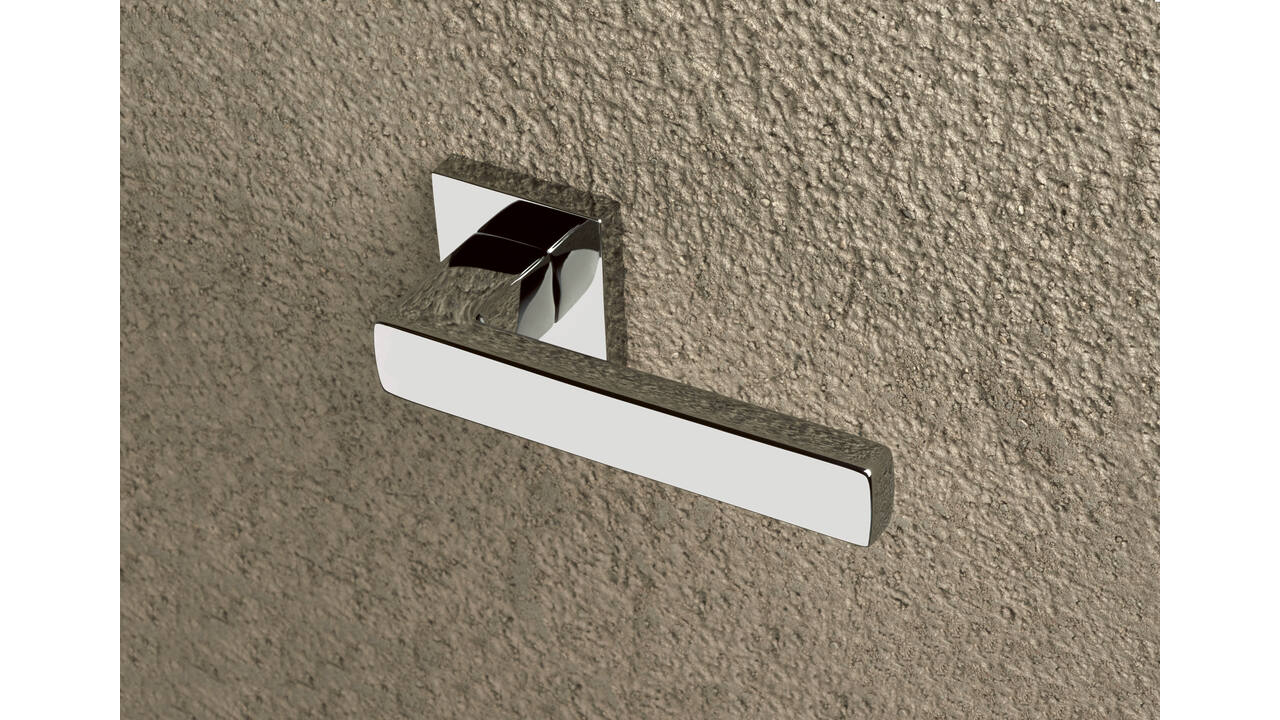 Olivari deurkruk Planet Q + vierkant geveerde rozet 51x5mm met nokken en doorgaande bevestiging Chroom