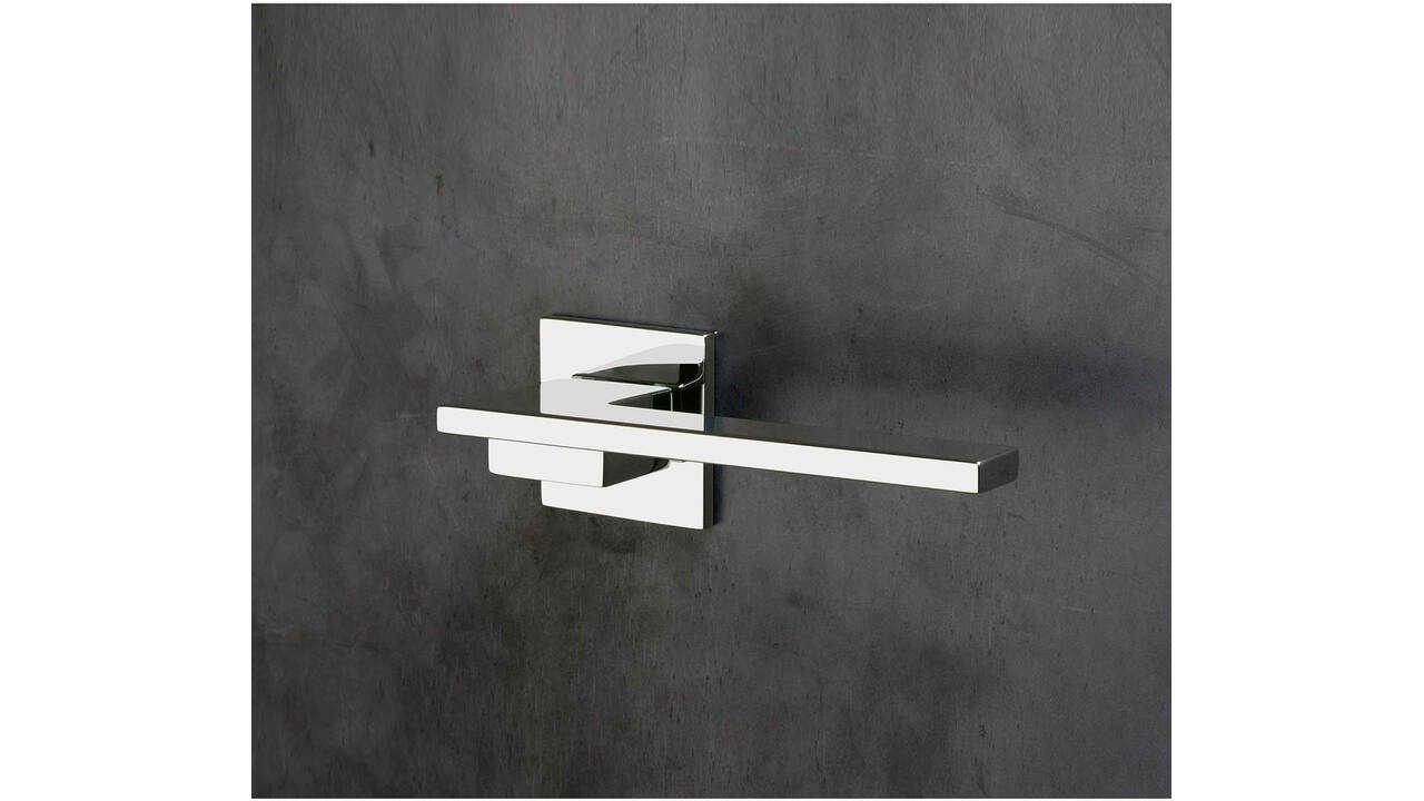 Olivari deurkruk Living + vierkant geveerde rozet 51x5mm met nokken en doorgaande bevestiging Chroom