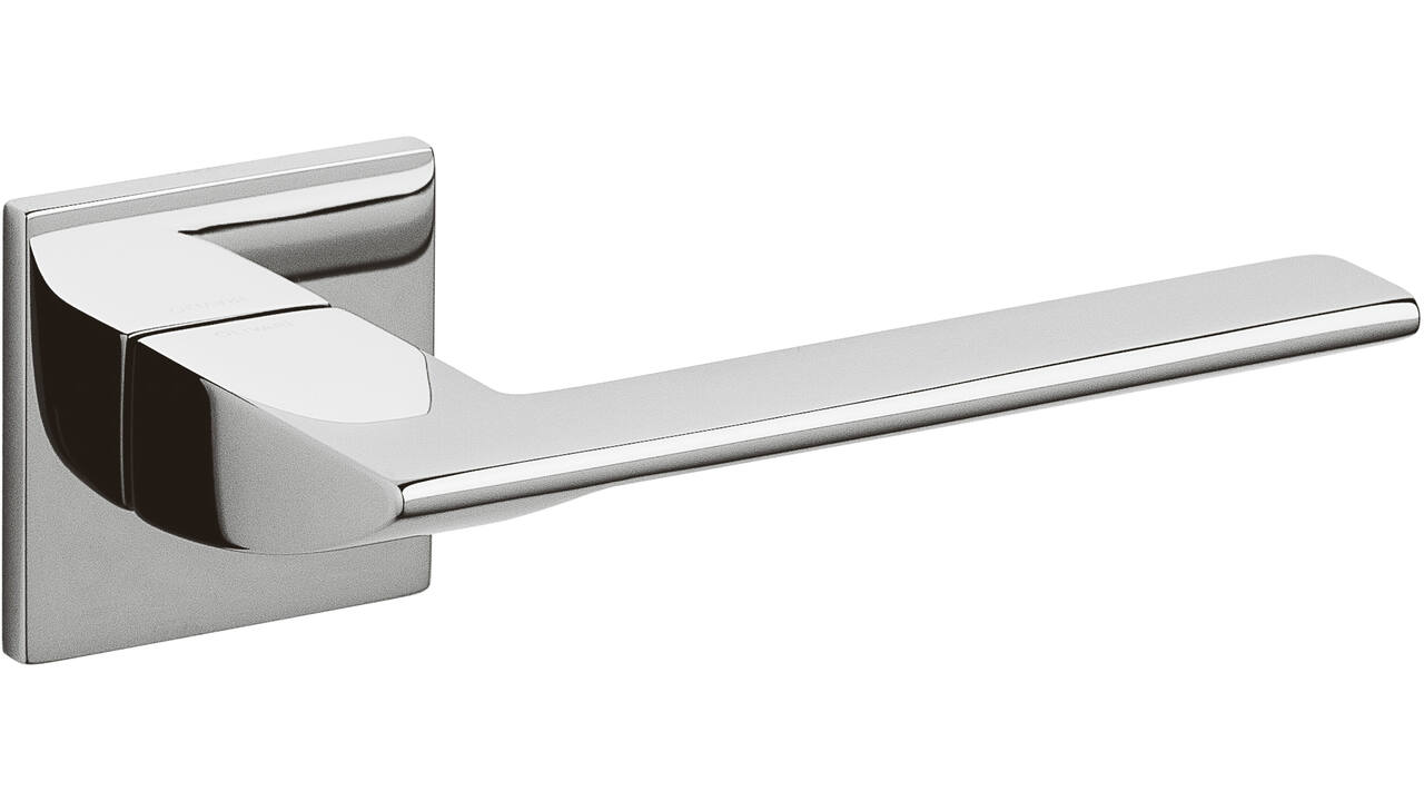 Olivari deurkruk Trend + vierkant geveerde rozet 51x5mm met nokken en doorgaande bevestiging Chroom