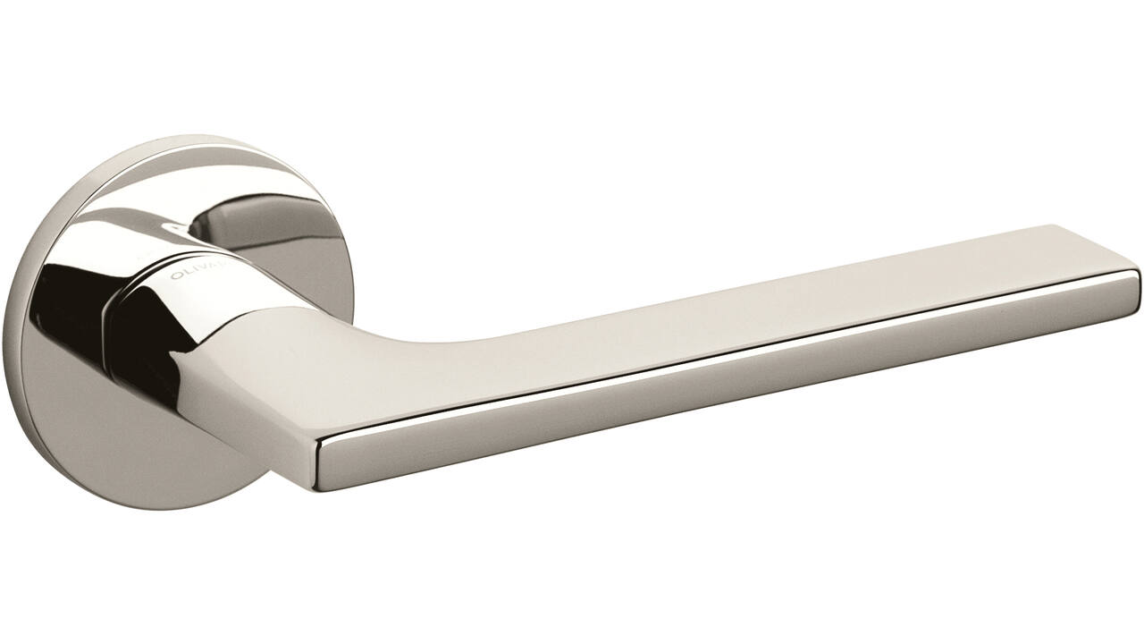 Olivari deurkruk Lotus + ronde geveerde rozet 51x5mm met nokken en doorgaande bevestiging Nikkel titaan PVD