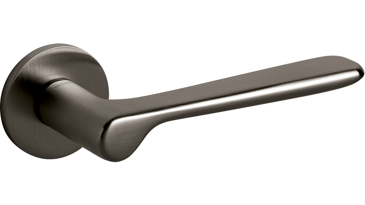 Olivari deurkruk Plume + ronde geveerde rozet 51x5mm met nokken en doorgaande bevestiging Antraciet mat titaan PVD