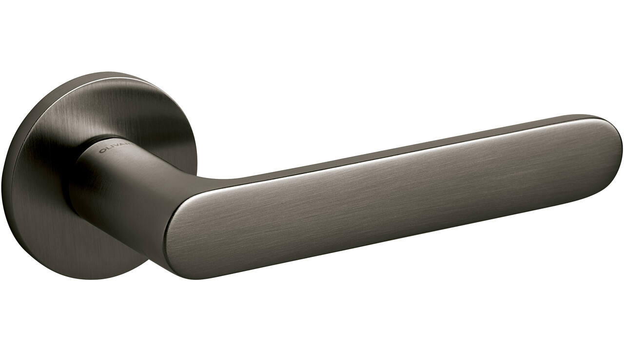 Olivari deurkruk Icona + ronde geveerde rozet 51x5mm met nokken en doorgaande bevestiging Antraciet mat titaan PVD