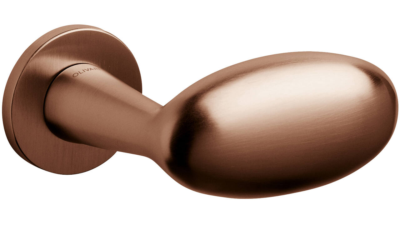 Olivari gatdeel Blindo rechts wijzend + rond rozet 51x5mm Koper mat titaan PVD
