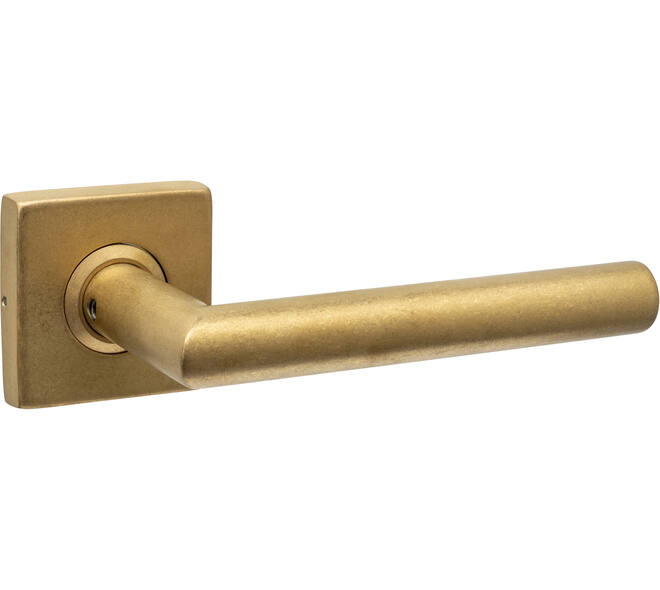 Gatdeel Jura op rozet verdekt 53x53X10mm PVD messing getrommeld