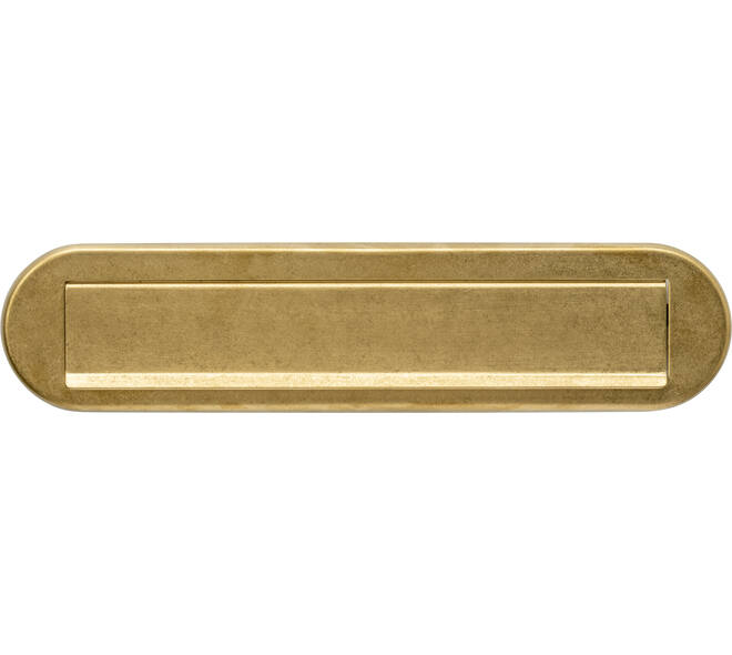 Briefplaat ovaal 340x80mm met klep/regenrand PVD messing getrommeld