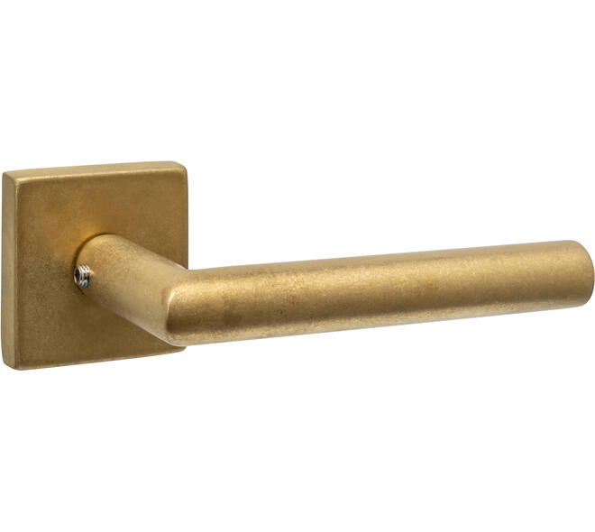 Deurkruk Jura met rozet massief verdekt 53x53x10mm met nokken PVD messing getrommeld