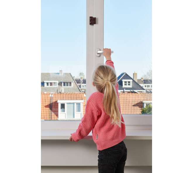 SecuMax Draaikiep raam grendel bruin