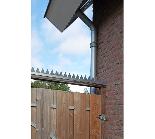 SecuMax Anti-Klimstrip Staal verzinkt, 100cm, 15 graden (2)
