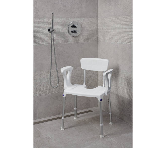 SecuCare Douchestoel Quattro met uitsparing incl rug en arm