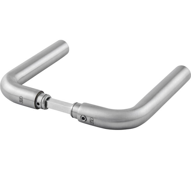 Deurkrukken L-model roestvast staal mat geborsteld 135x61mm, Ø 20mm, met krukstift 8x84mm geschikt voor deur- en beslagdikte van 39-69mm. Certificeringen: gebruiks klasse 4 EN 1906: 2002-05, geschikt voor toepassing in rook- en brandwerende deuren DIN 18273: 1997-12.