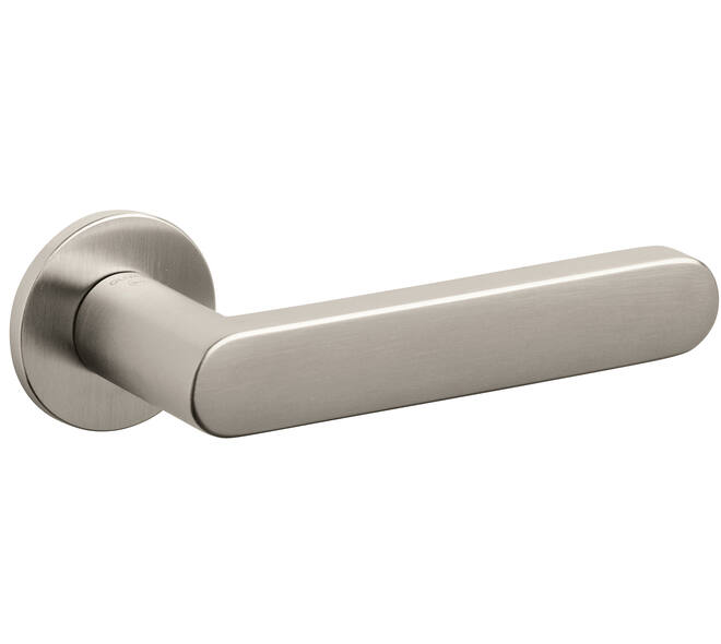 Olivari deurkruk Link + ronde geveerde rozet 51x5mm met nokken en doorgaande bevestiging Nikkel mat titaan PVD
