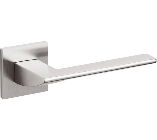 Olivari deurkruk Trend + vierkant geveerde rozet 51x5mm met nokken en doorgaande bevestiging RVS mat titaan PVD