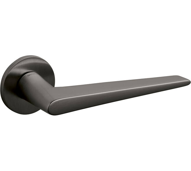Olivari deurkruk Nina + ronde geveerde rozet 51x5mm met nokken en doorgaande bevestiging Antraciet mat titaan PVD