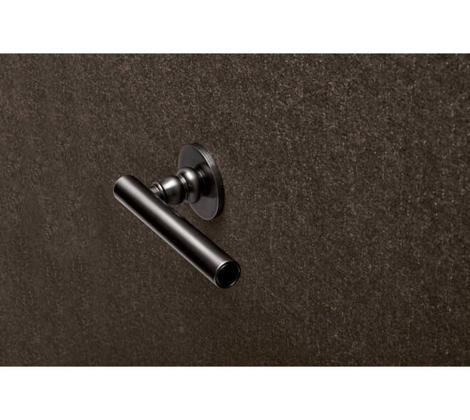 Olivari deurkruk Dolce Vita + geveerde rozet Ø51x5mm met nokken en doorgaande bevestiging Antraciet mat titaan PVD