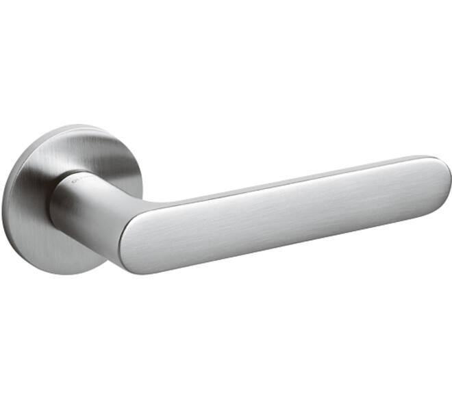 Olivari deurkruk Icona + ronde geveerde rozet 51x5mm met nokken en doorgaande bevestiging Chroom mat