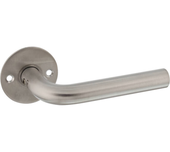 Deurkruk Gatdeel, L-model 18mm voor 8mm stift, vastdraaibaar op rozet Ø55mm met 2 schroefgaten h.o.h 38mm