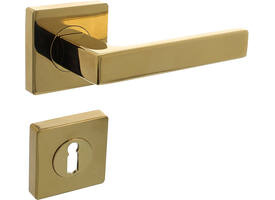 Deurkruk Hera op rozet verdekt 55x55x10mm met nokken en sleutelrozetten PVD messingkleur