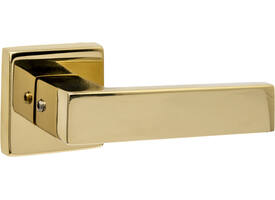 Deurkruk Amsterdam met rozet massief verdekt 53x53x10mm met nokken PVD messingkleur