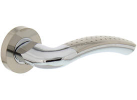 Deurkruk Sharon op rozet verdekt ø52x10mm met nokken chroom/nikkel mat