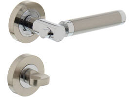 Deurkruk Birgit op rozet verdekt ø52x10mm met nokken en WC-sluiting met stift 8x8mm chroom/nikkel mat
