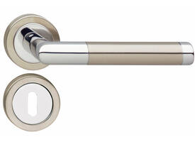 Deurkruk Jura met rozet verdekt ATP ø51x10mm met nokken en sleutelrozetten chroom/nikkel mat