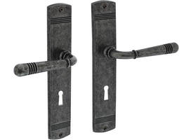 Deurkruk Helena op schild afgerond 235x45mm sleutelgat 72mm oud grijs