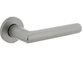Deurkruk Broome met rozet verdekt ø50x7mm met nokken aluminium F1