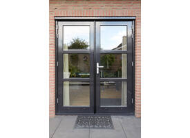 SecuStrip Plus buitendraaiend 0-6mm 2300mm zwartgrijs