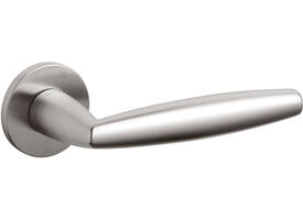 Olivari deurkruk Aurelia + ronde geveerde rozet 51x5mm met nokken en doorgaande bevestiging RVS mat titaan PVD