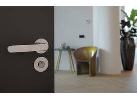 Olivari deurkruk Link + ronde geveerde rozet 51x5mm met nokken en doorgaande bevestiging Antraciet mat titaan PVD
