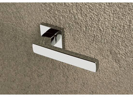 Olivari deurkruk Planet Q + vierkant geveerde rozet 51x5mm met nokken en doorgaande bevestiging Chroom