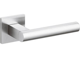 Olivari deurkruk Euclide Q + vierkant geveerde rozet 51x5mm met nokken en doorgaande bevestiging Chroom mat
