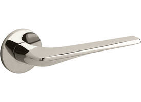 Olivari deurkruk Twist + ronde geveerde rozet 51x5mm met nokken en doorgaande bevestiging Nikkel titaan PVD